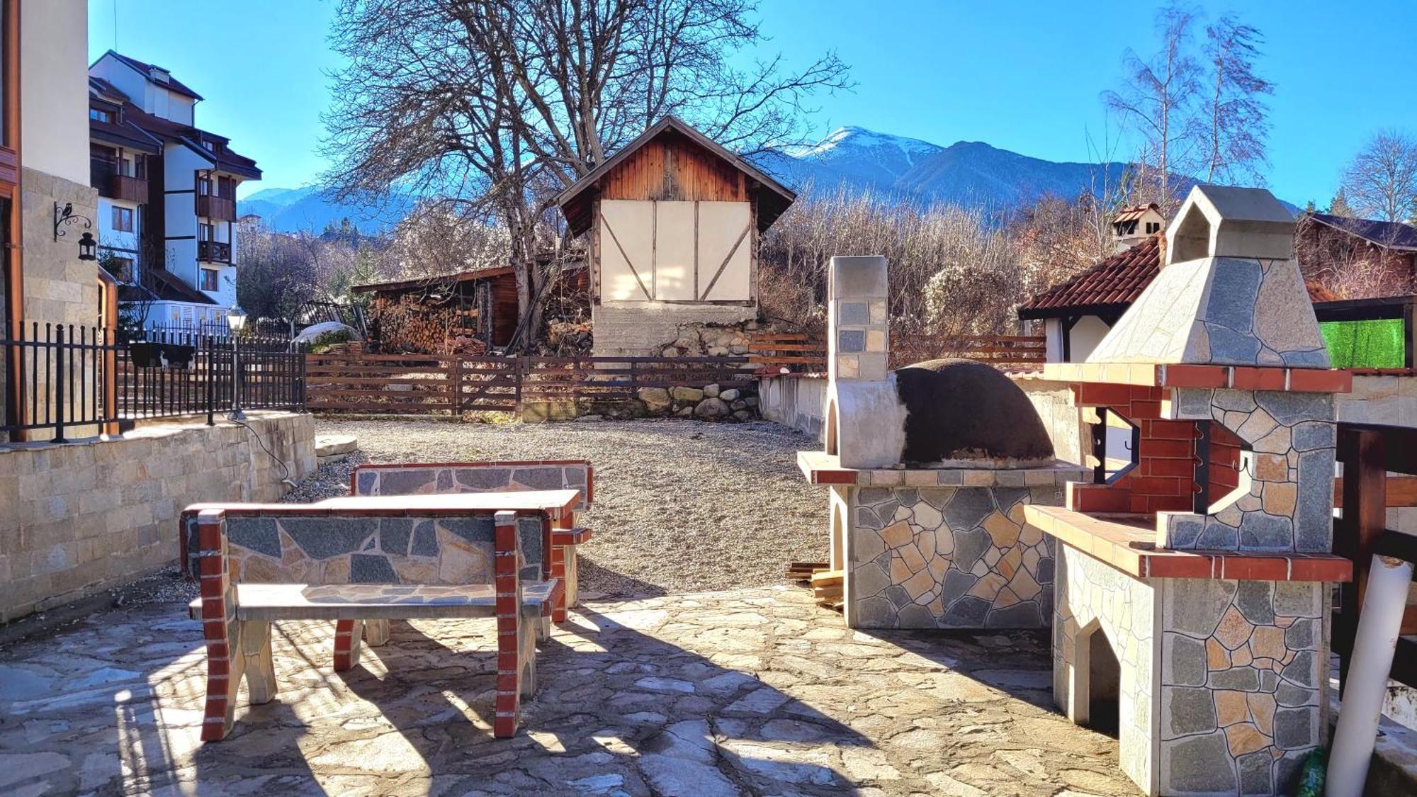 Cozy & Stylish Flat With Amazing View, 2Min Walk To Ski Road, 7-8 Min To Gondola Bansko Bagian luar foto