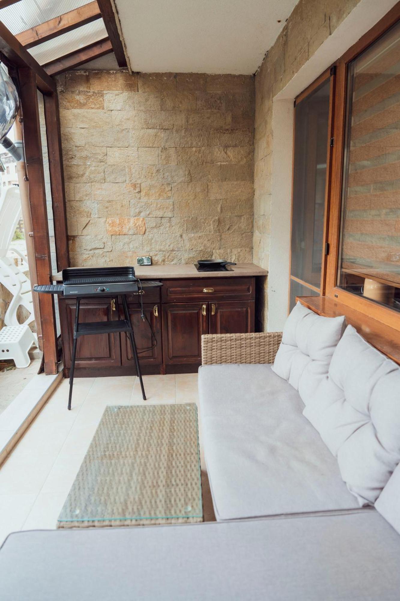 Cozy & Stylish Flat With Amazing View, 2Min Walk To Ski Road, 7-8 Min To Gondola Bansko Bagian luar foto